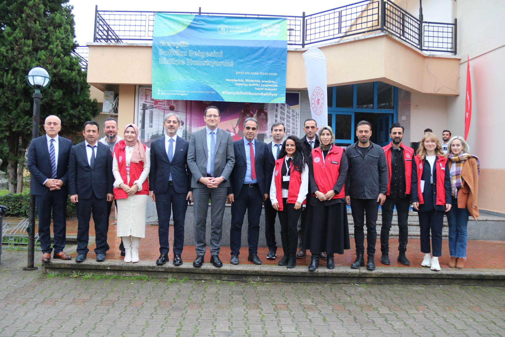 Yalova’da Gençlik Politika Belgesi Vizyon Çalıştayı Düzenlendi
