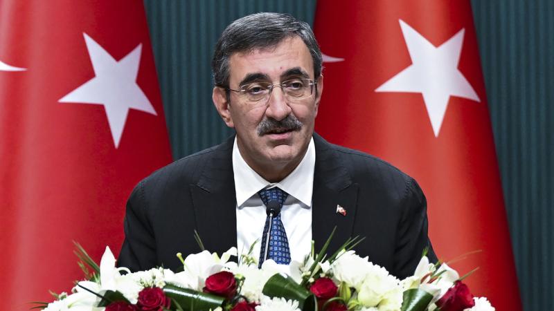 Cevdet Yılmaz: Türkiye’nin İhracatı Küresel Zorluklara Rağmen Artıyor Cumhurbaşkanı Yardımcısı Cevdet