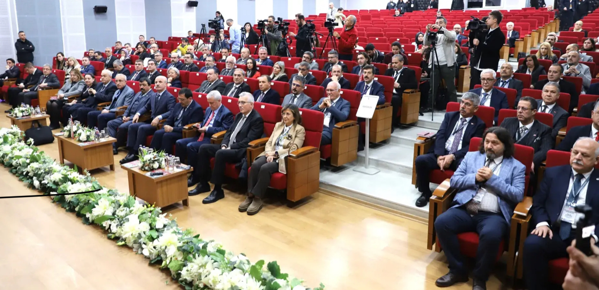 MAKÜ Rektörü Dalgar, YÖK’ün 2030 vizyon toplantısına katıldı