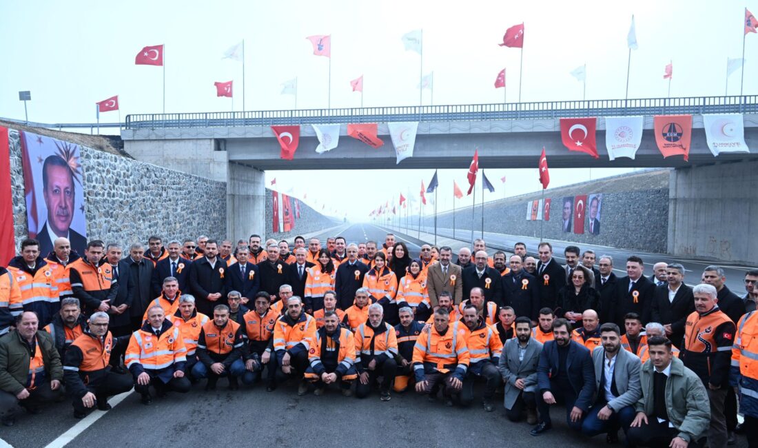 Elazığ-Harput il yolu trafiğe açıldı: Yarım saatlik yol 8 dakikaya düştü Ulaştırma ve Altyapı