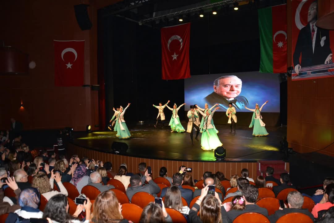“Türkiye-Azerbaycan Kardeşliğine Vurgu Yapılan Özel Bir Gece”