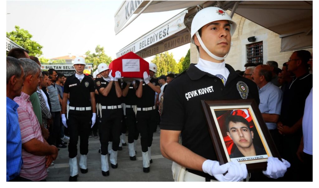 Özel Harekat Kursiyeri Polis Memuru Karapınar’da Son Yolculuğuna Uğurlandı