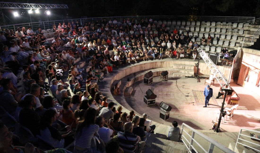Efes Selçuk Amfi Tiyatro,