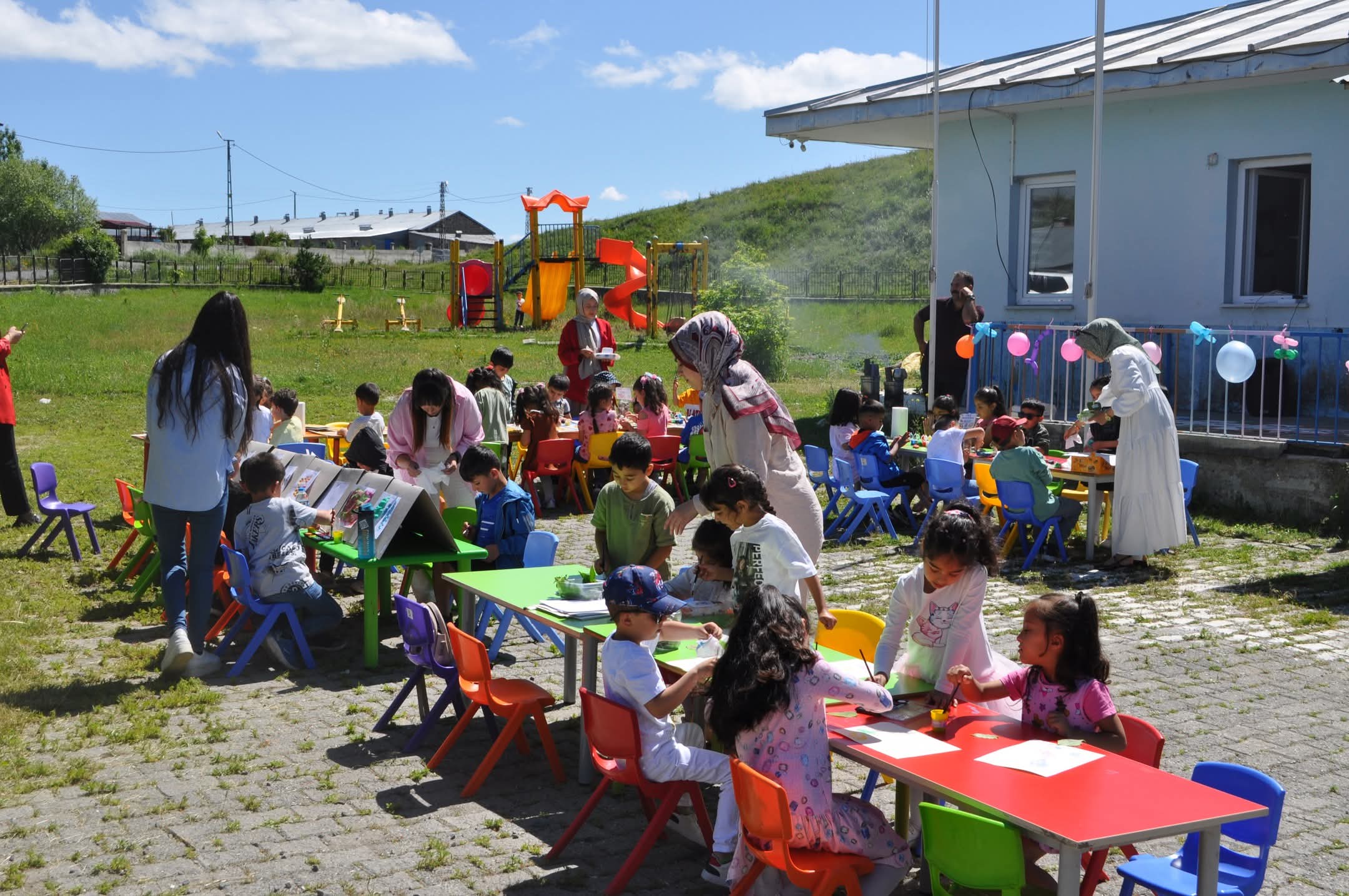 Kars’ın Akyaka İlçesinde Okul Öncesi Çocuk Şenlikleri Düzenlendi