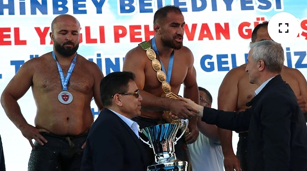 ER MEYDANI ŞAHİNBEY’DE KURULDU: YAĞLI GÜREŞİN KALBİ GAZİANTEP’TE ATTI!