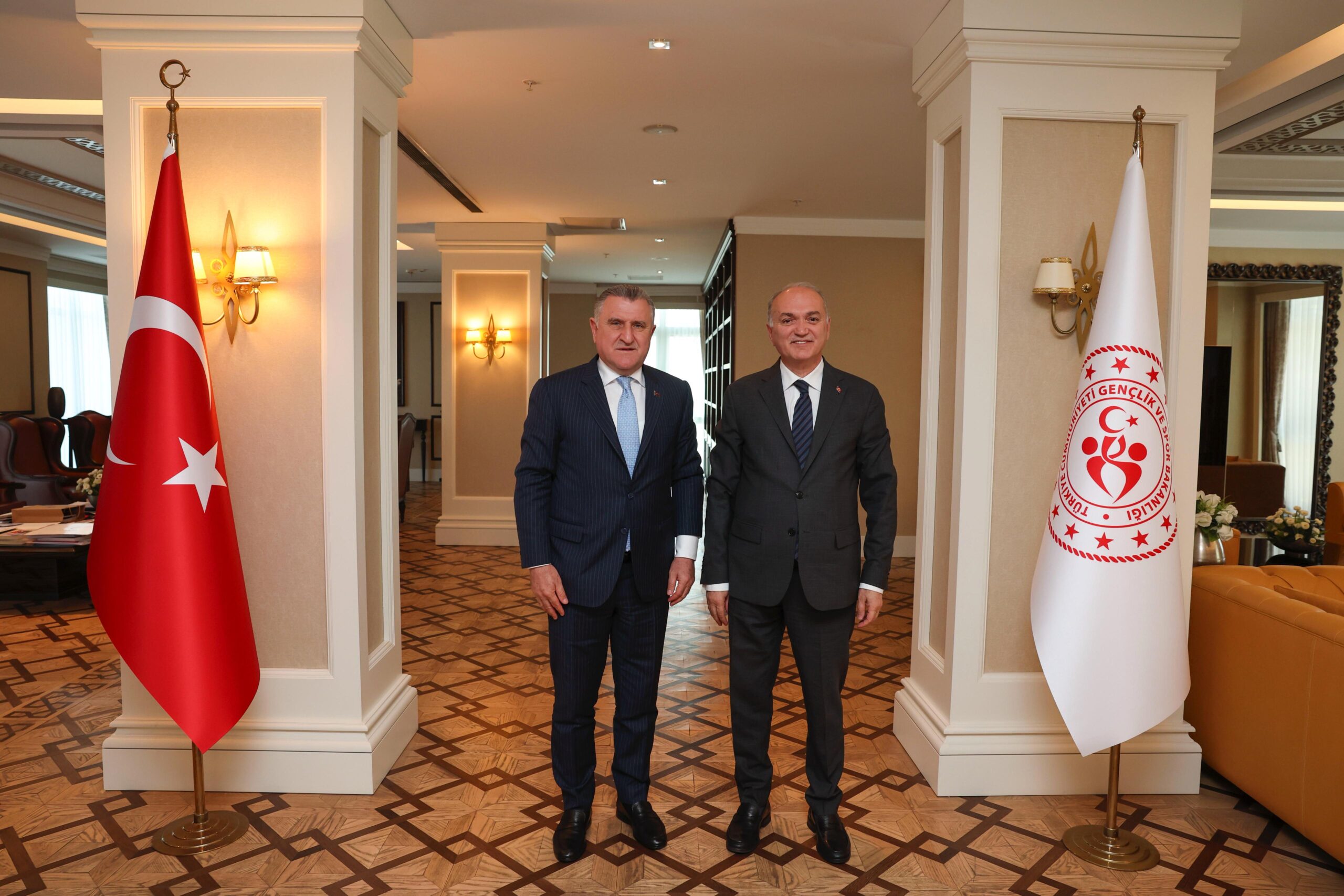 Başkan Faruk Özlü Ankara’dan Düzce’ye Müjdelerle Döndü