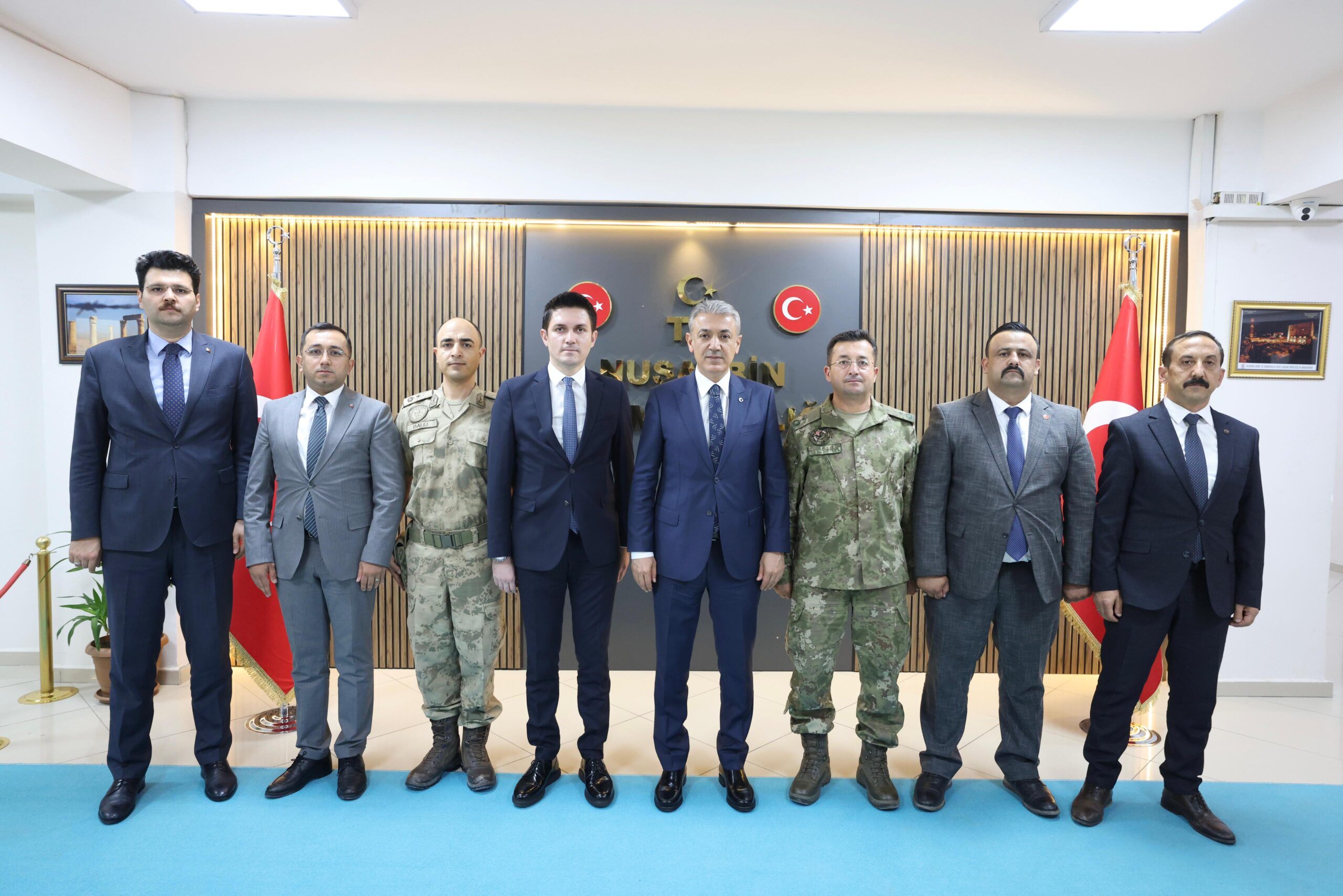 Mardin Vali ve Büyükşehir Belediye Başkan Vekili Sahada