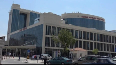 &nbsp; Devlet hastanesinde ameliyat parası