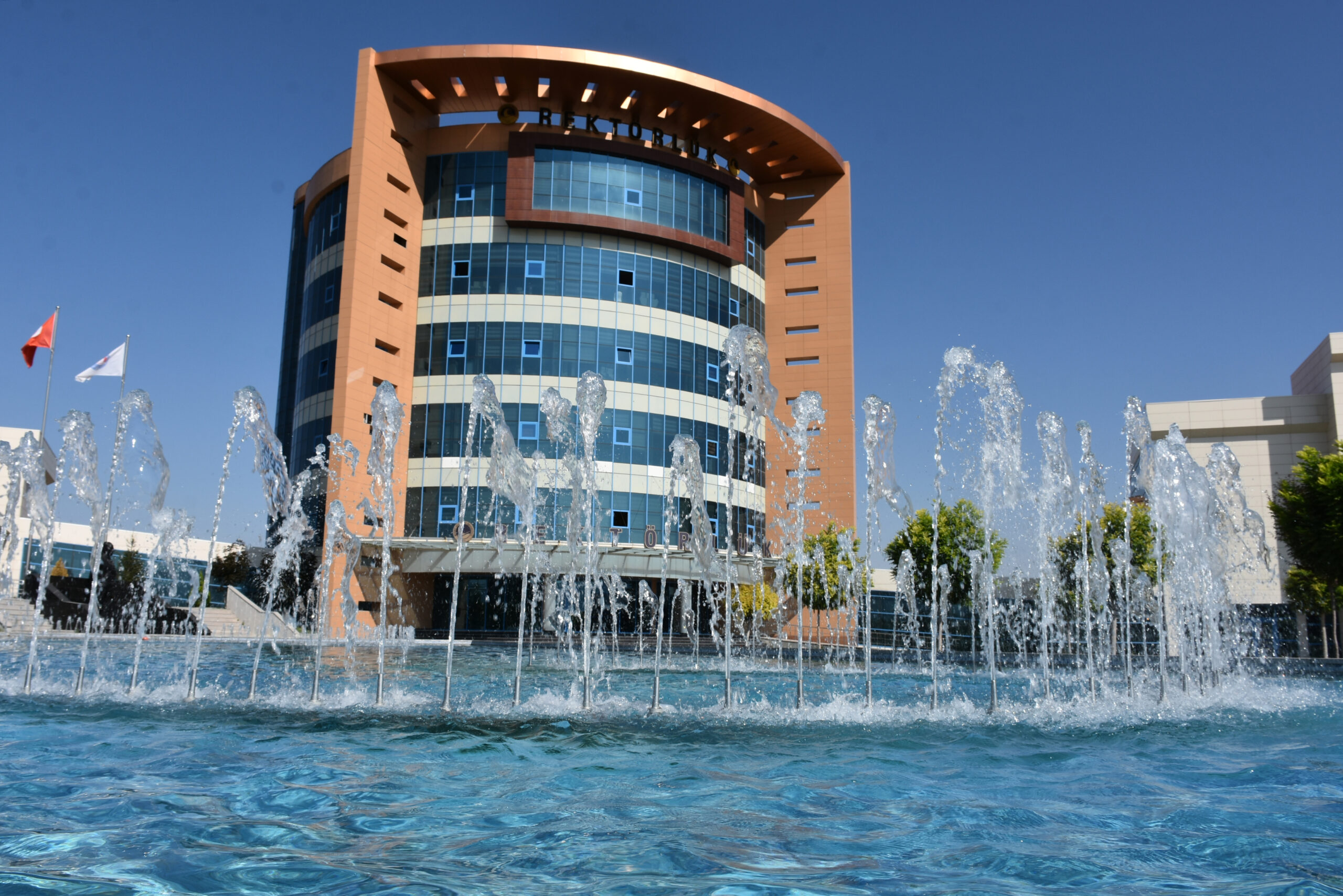 Burdur Mehmet Akif Ersoy Üniversitesi’nde Tıp Fakültesi Resmen Kuruldu