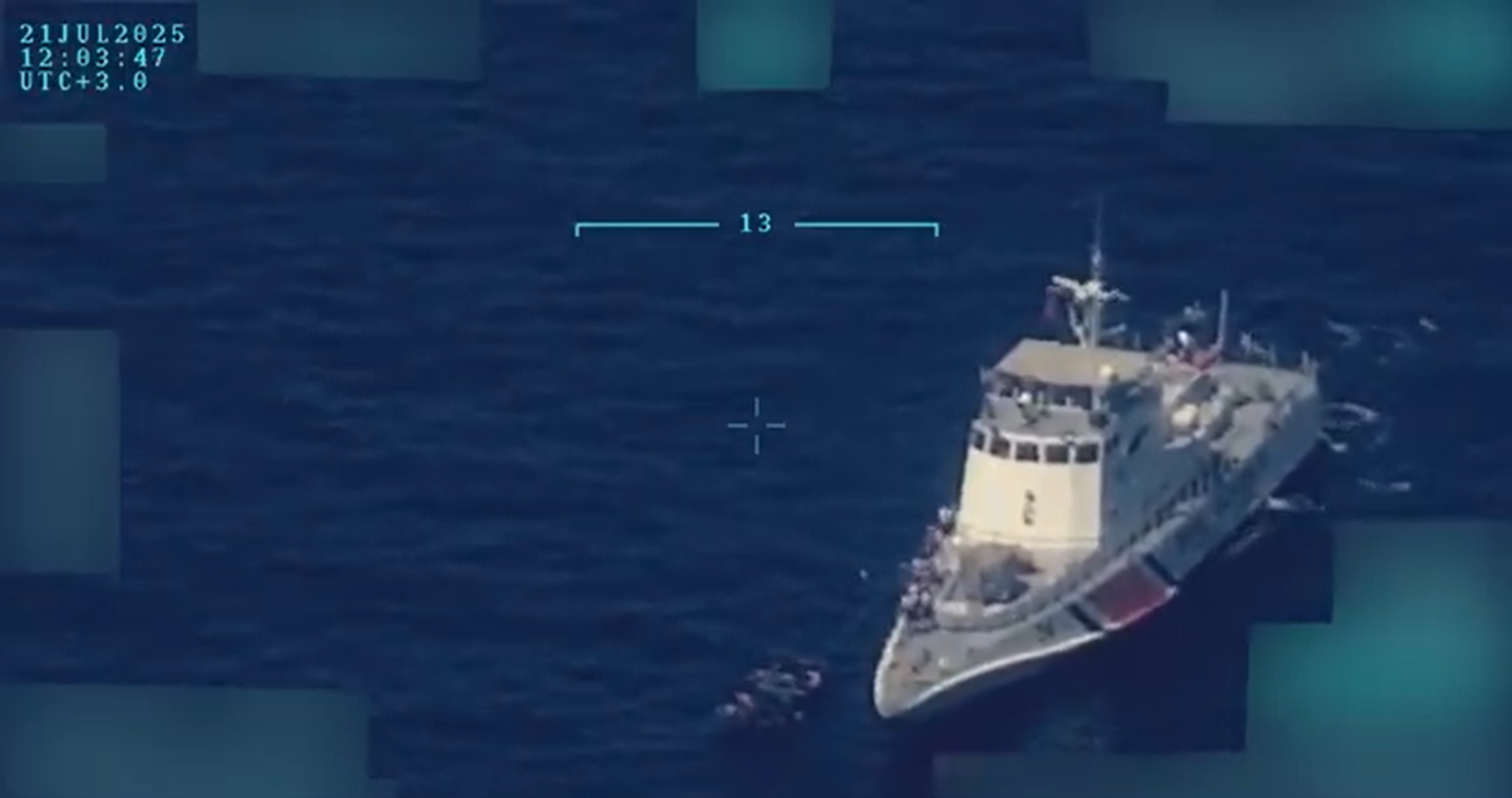 Yunan Sahil Güvenliği Düzensiz Göçmenleri Türk Karasularına Bıraktı