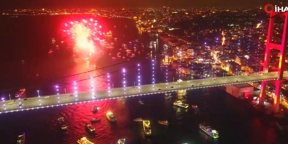 İstanbul ve Yalova Valilikleri, Orman Yangınlarına Karşı Havai Fişek Kullanımını Yasakladı