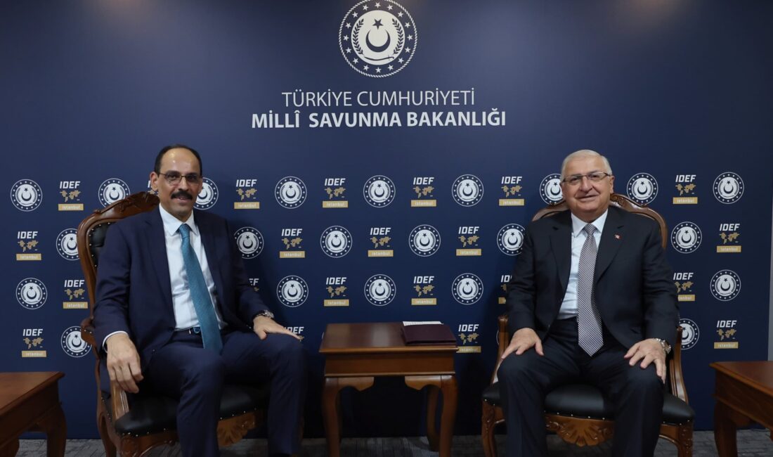 &nbsp; Millî Savunma Bakanı