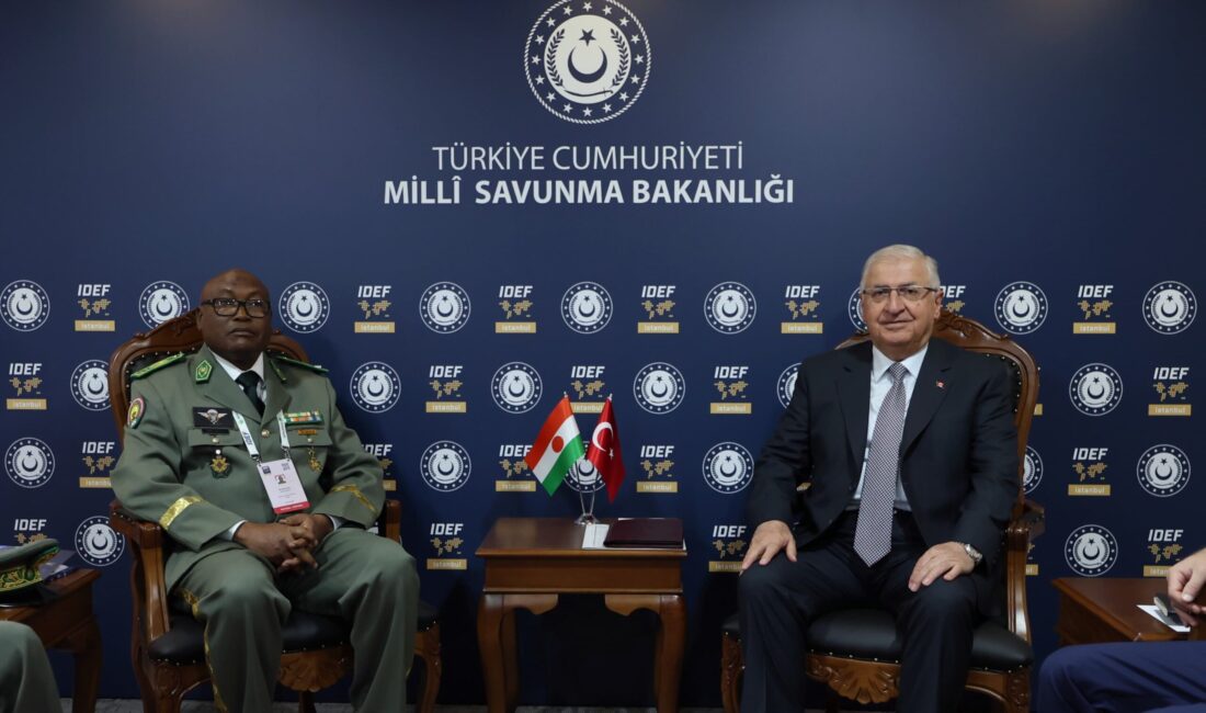 &nbsp; Millî Savunma Bakanı