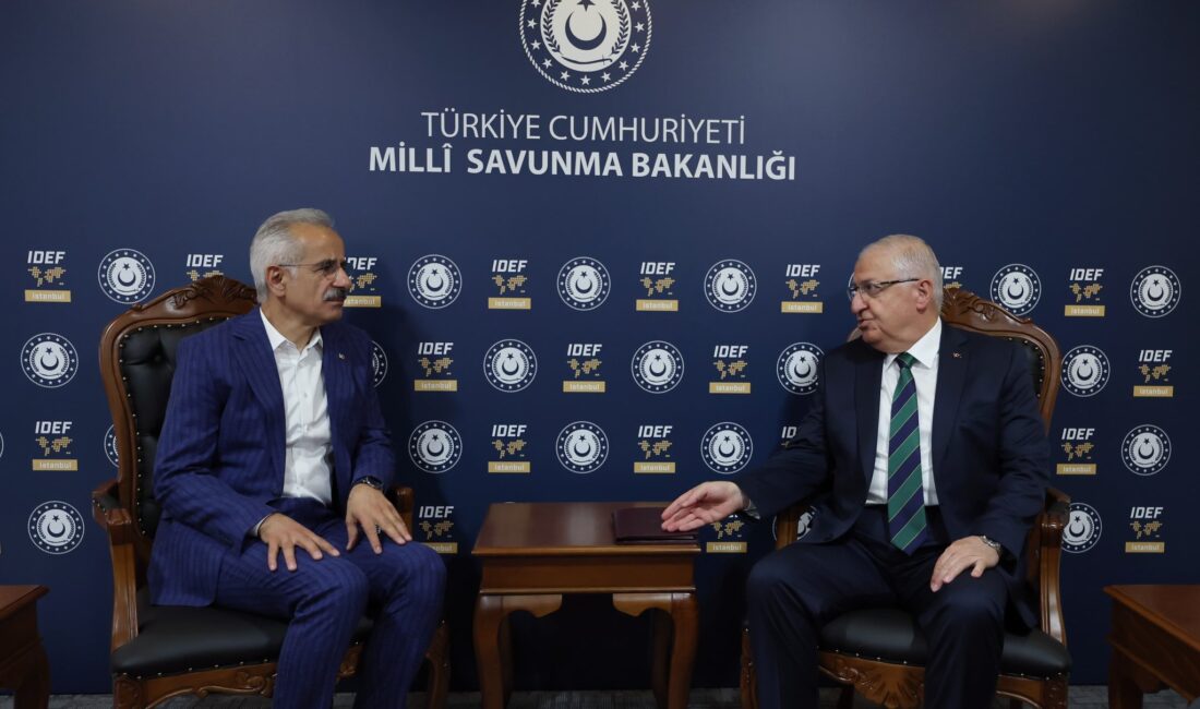 &nbsp; Milli Savunma Bakanı