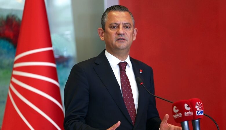 Özgür Özel: “Sayın Bahçeli, Darbe Yapmıyorum; Direnme Hakkımı Kullanıyorum”