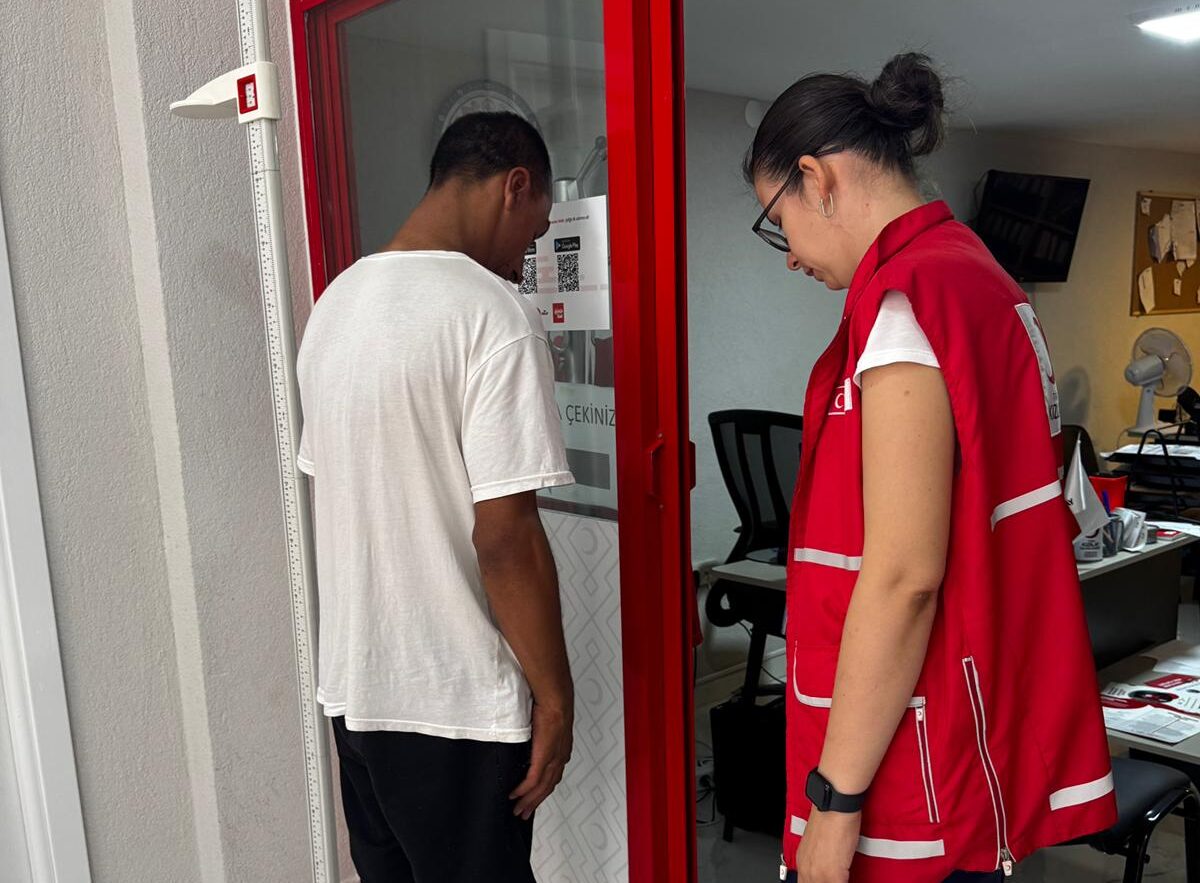 Yalova Kızılay Şubesinde Sağlık Taramasıyla Farkındalık Çalışması