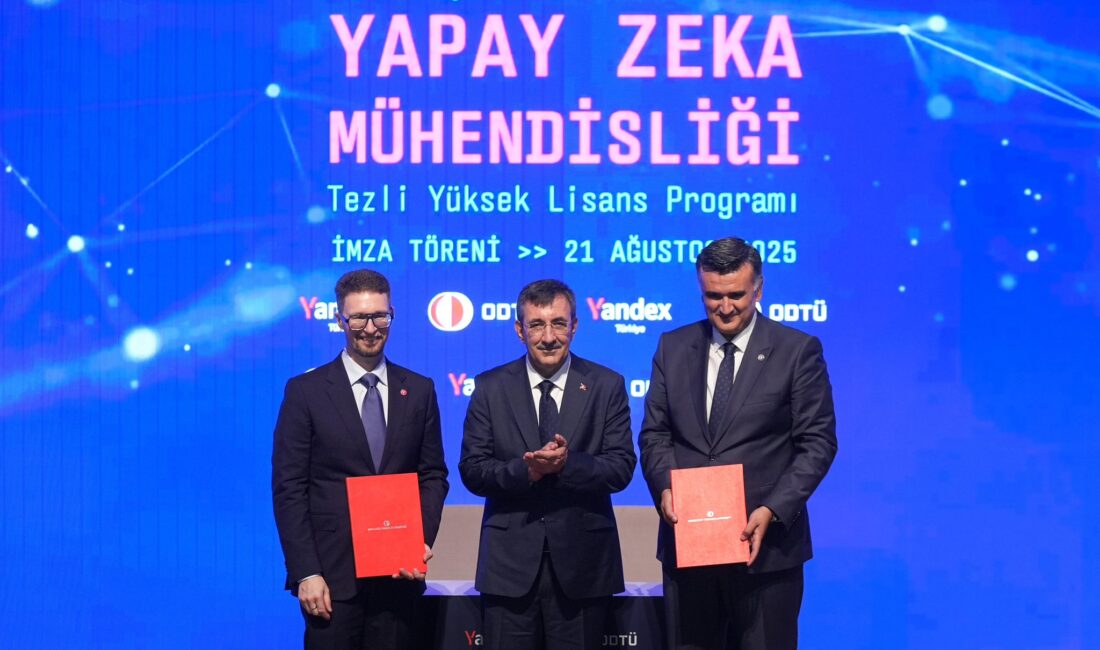 Cumhurbaşkanı Yardımcısı Cevdet Yılmaz,