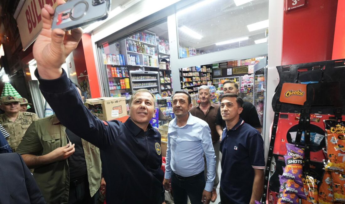 İçişleri Bakanı Ali Yerlikaya,