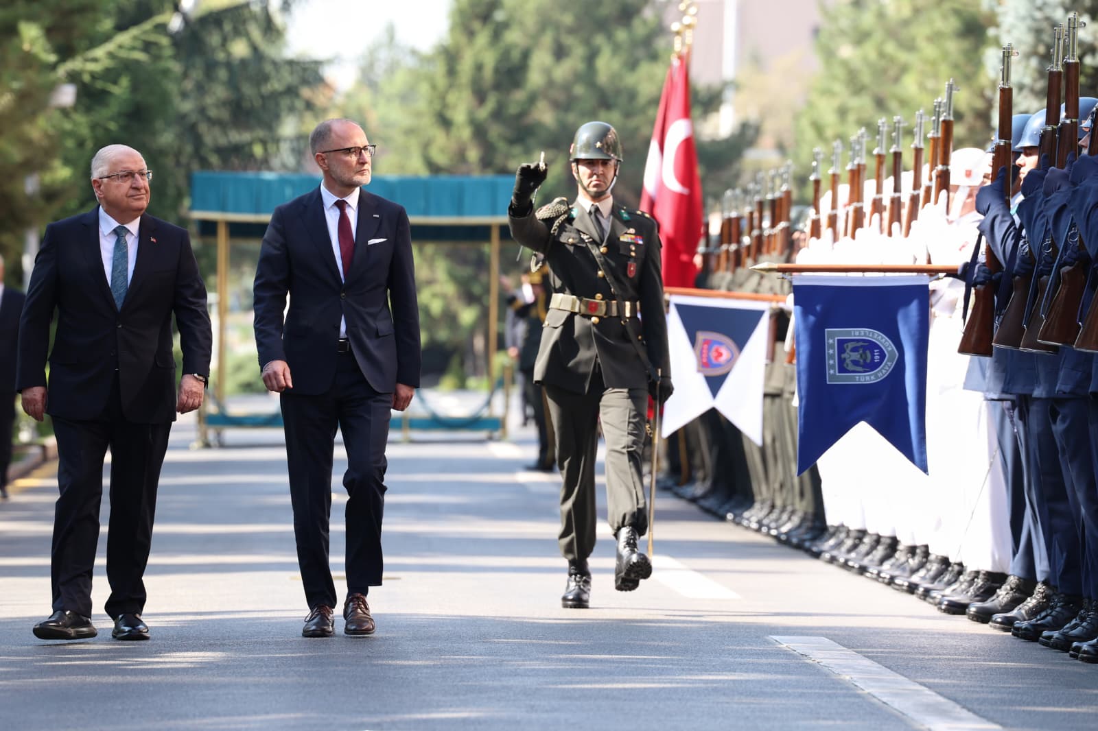 Bakan Güler, Letonyalı Mevkidaşı Spruds ile Görüştü