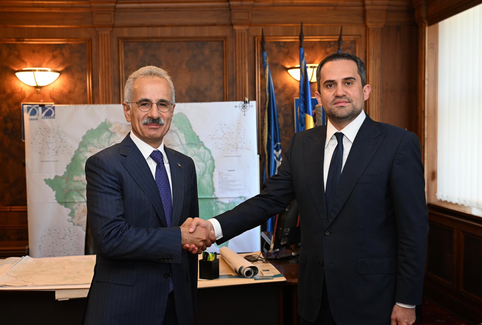 Ulaştırma Bakanı Uraloğlu, Romanya Ulaştırma Bakanı ile Görüşme Gerçekleştirdi