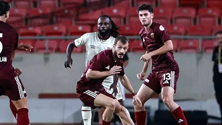 Hatayspor Evinde Yıkıldı