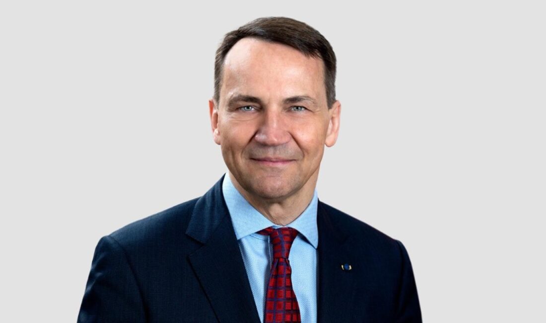 Polonya Dışişleri Bakanı Radoslaw