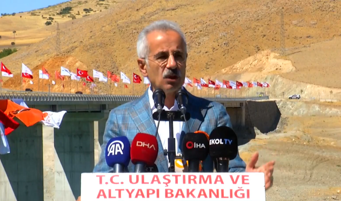 Ulaştırma ve Altyapı Bakanı