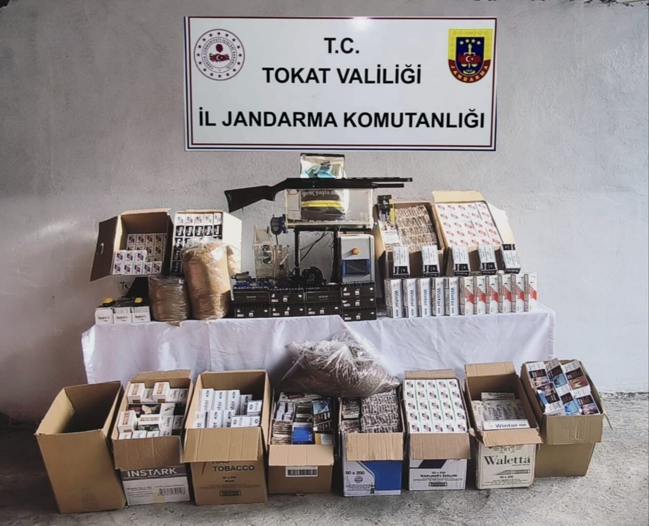 Tokat’ta Jandarmadan Uyuşturucuya Geçit Yok: 23 Şüpheli Yakalandı