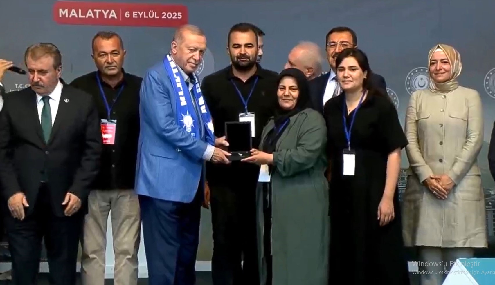 Cumhurbaşkanı Erdoğan: “Deprem Bölgesinde Her 3 Hak Sahibinden 2’si Yeni Evine Kavuştu”