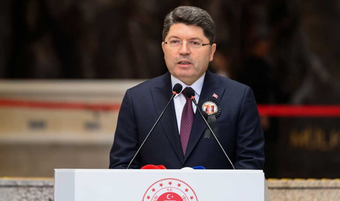 &nbsp; Adalet Bakanı Yılmaz