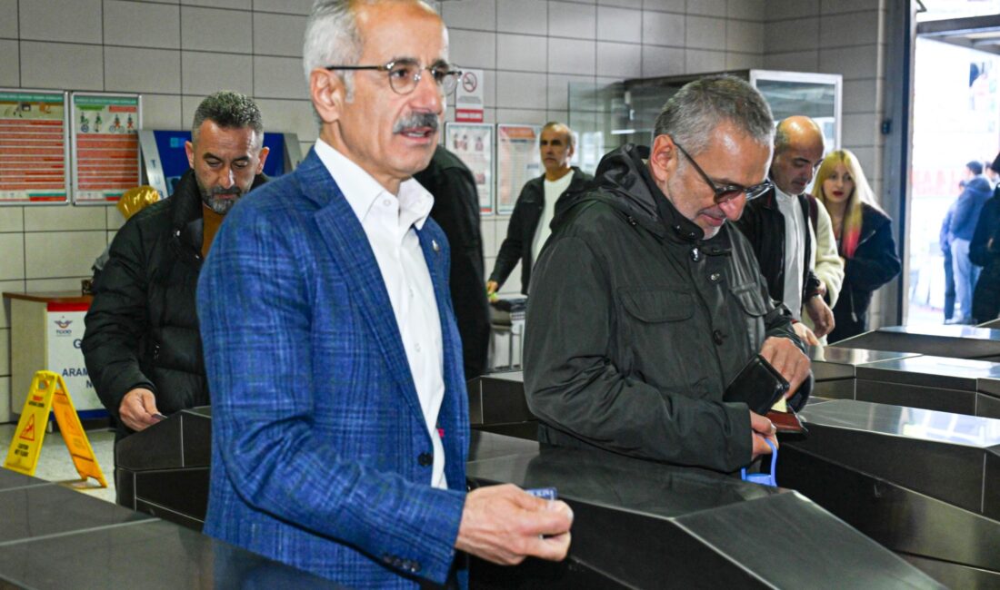 Ulaştırma ve Altyapı Bakanı