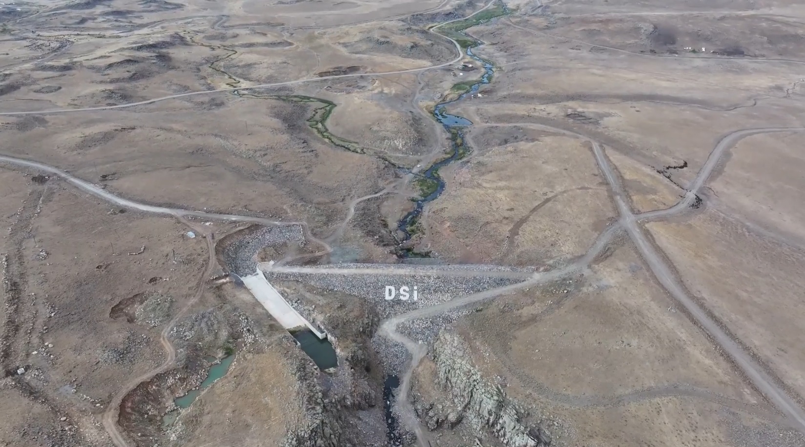 Bakan Yumaklı, Ağrı Taşlıçay Derecek Barajı’nda Su Tutma İşleminin Başladığını Açıkladı