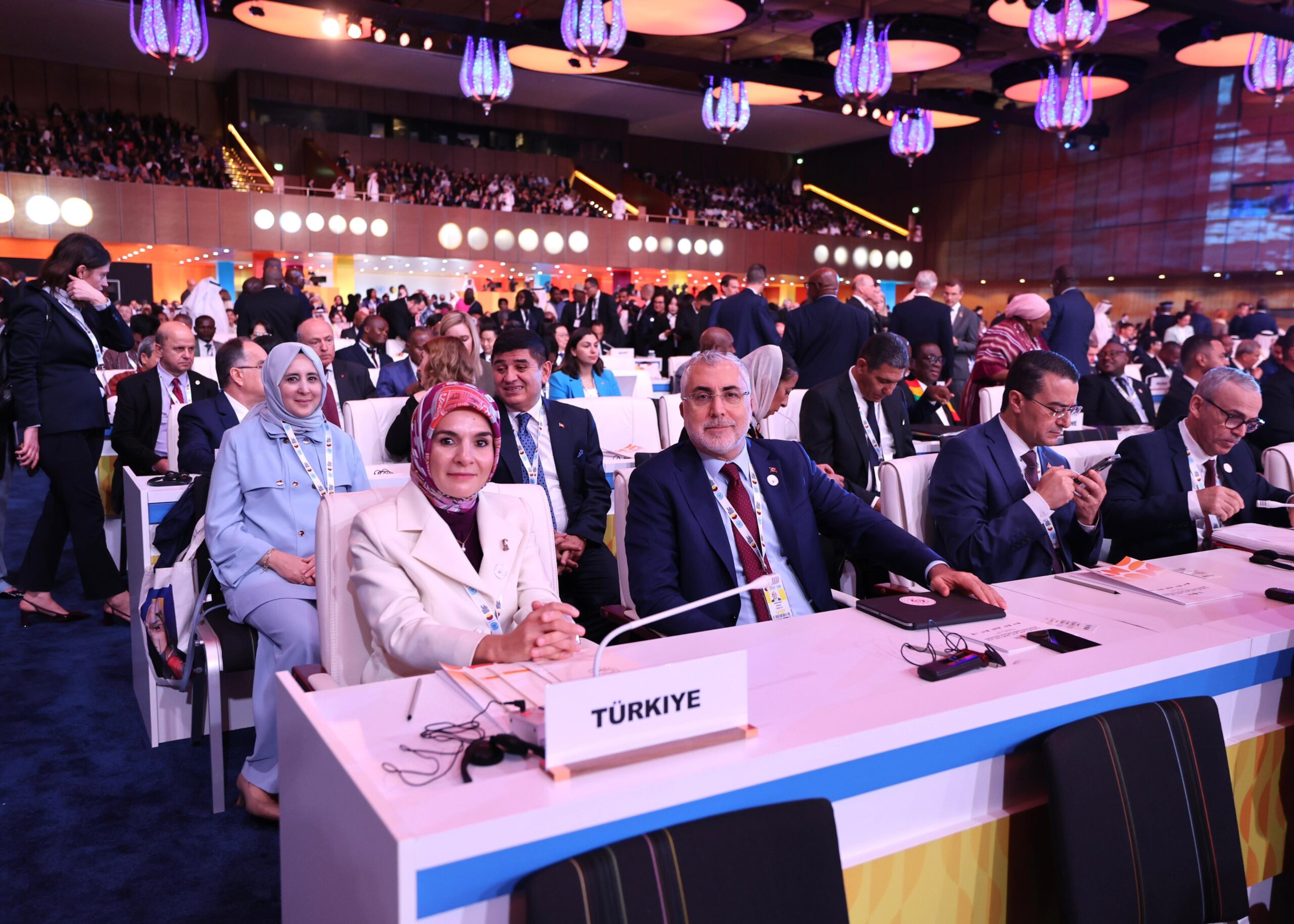 Bakanlar Göktaş ve Işıkhan Katar’da Dünya Sosyal Kalkınma Zirvesi’nde