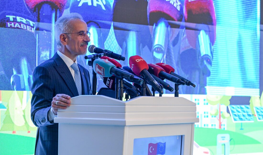 Ulaştırma ve Altyapı Bakanı