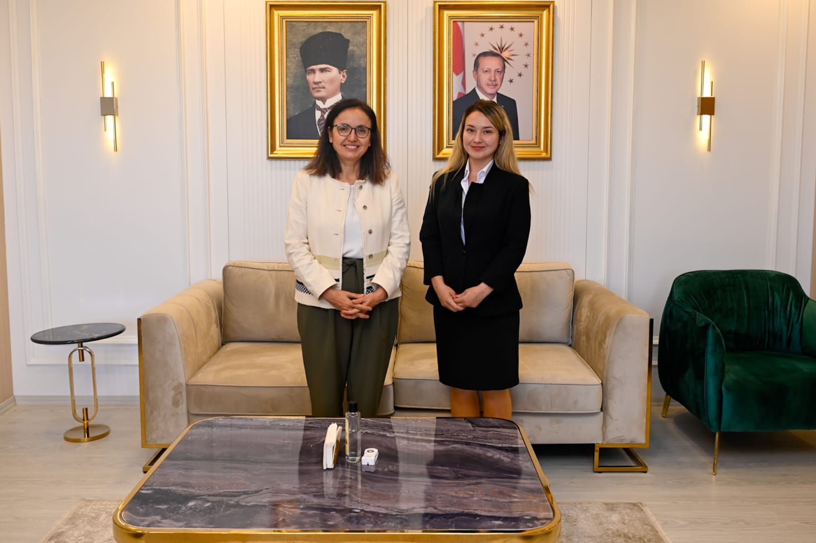 Vali Dr. Hülya Kaya’ya Koşu Daveti: Elif Numanoğlu’ndan Kadınlara Özel Spor Projesi