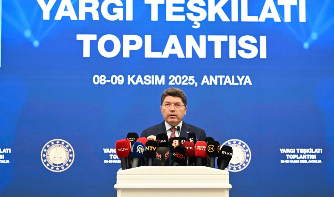 Adalet Bakanı Yılmaz Tunç,