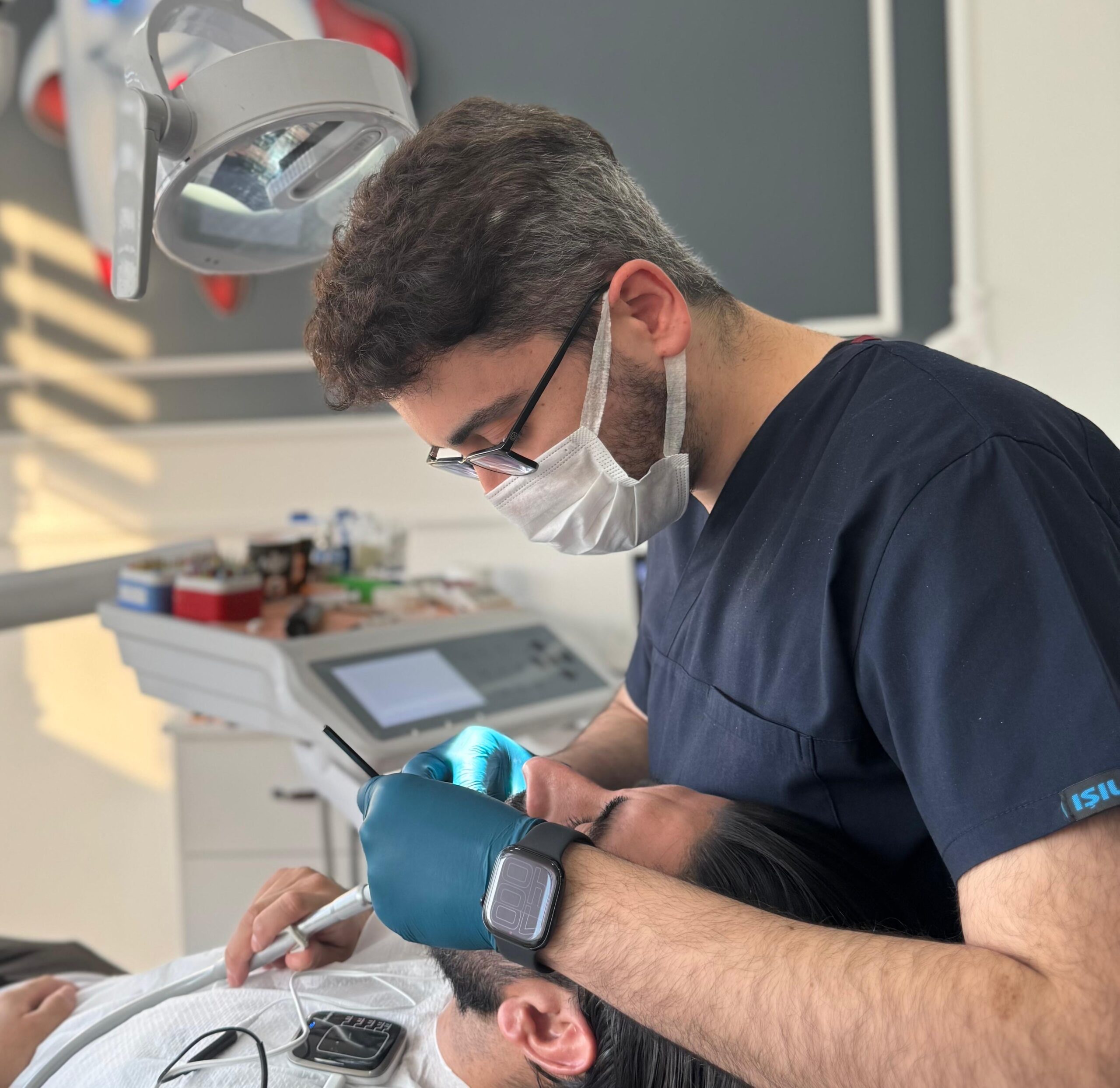 DUS Sınavının Yılda Bir Kez Yapılması Tepki Çekti: Adaylardan Destek Çağrısı