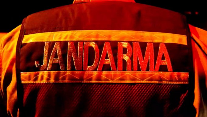 Hakkâri ve Ağrı’da Uyuşturucu Operasyonu: Yüklü Miktarda Metamfetamin ve Skunk Ele Geçirildi