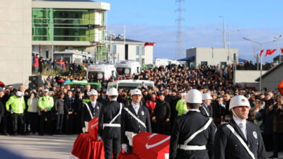 Bakan Yerlikaya Şehitlerin Cenaze Töreninde