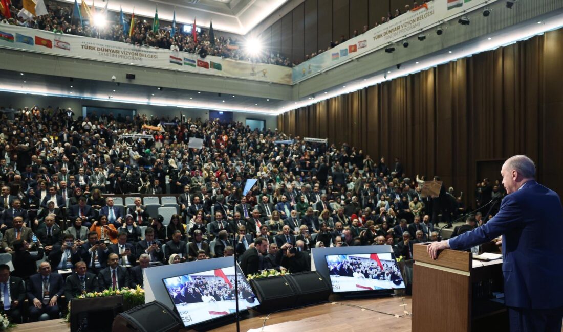 &nbsp; Cumhurbaşkanı ve AK