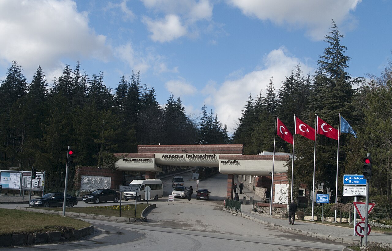 Ortak Kimliğimiz ve Medeniyet Hafızamız: Dünya Türk Dili Ailesi Günü Anadolu Üniversitesi’nde Ele Alınacak