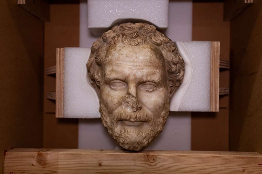 Burdur’dan Çalınan Boubon Antik Kenti Heykeli Türkiye’ye Döndü