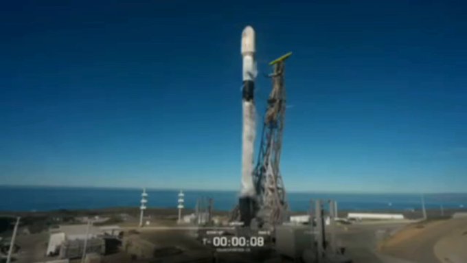 ASELSAN’ın İlk IoT Uydusu LUNA-1, SpaceX Falcon-9 ile Uzaya Fırlatıldı