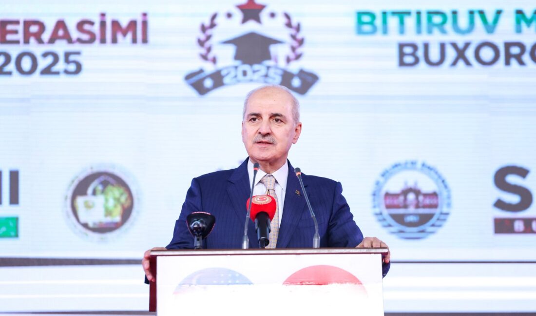 Buhara’da Mezuniyet Törenine Katıldı
