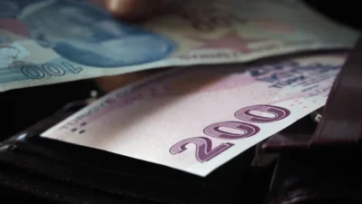 TCMB Nisan Ayı Ödemeler Dengesi Verilerini Açıkladı: Cari Açık 5 Milyar 695 Milyon Dolar Oldu ANKARA / TEKHA Türkiye Cumhuriyet