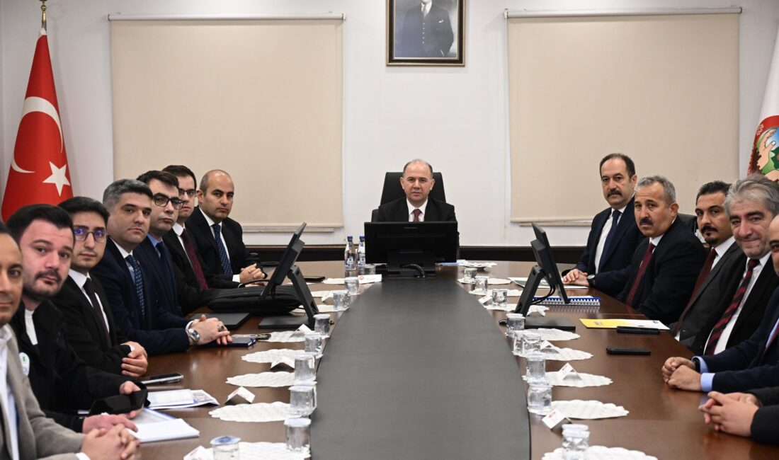 Vali Serdengeçti Başkanlığında Deprem