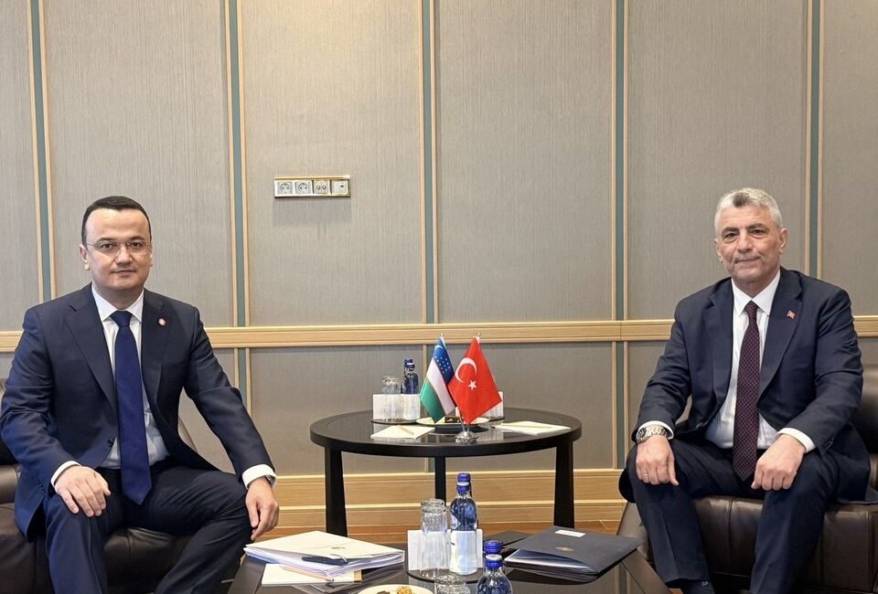 Bakan Bolat, Özbekistanlı Mevkidaşı Kudratov ile Ankara’da Bir Araya Geldi Ticaret Bakanı Ömer Bolat,