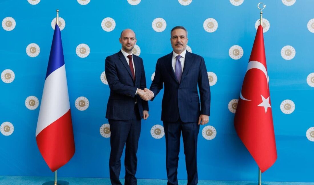 Hakan Fidan Fransız Mevkidaşı Barrot İle Görüştü Dışişleri Bakanı Hakan Fidan