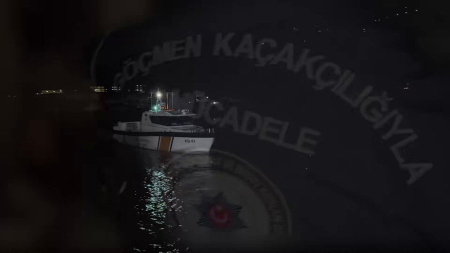 Bakan Yerlikaya Duyurdu: 81 İlde Göçmen Kaçakçılığı Operasyonu İçişleri Bakanı Ali Yerlikaya,