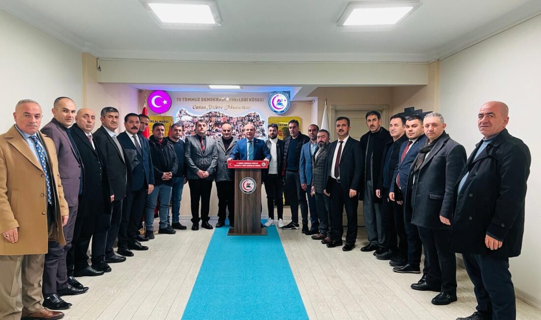 “Bayrağımıza uzanan eller bunun